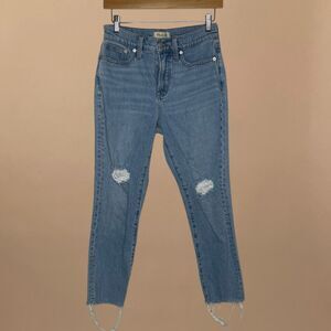Madewell Perfect Vintage Jeans 26P Petite Distressed Raw Hem Light Wash Denim